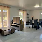 Le Plain-pied Du Pecheur - Maison Avec Terrasse Entre Loire, Via Velay Et Le Puy Brives-Charensac