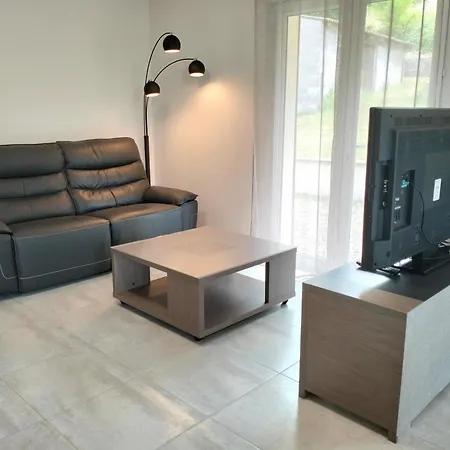 Le Plain-pied Du Pecheur - Maison Avec Terrasse Entre Loire, Via Velay Et Le Puy Semesterbostad